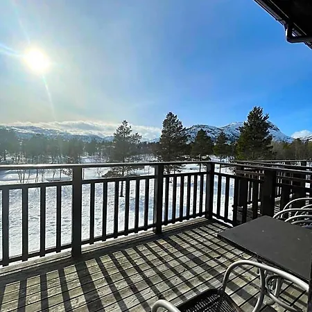 Hovdestoylen Otel 4*