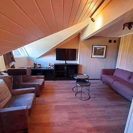 Hovdestoylen Otel 4*